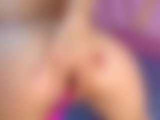 MiahRousse's Live Sex Cam Show