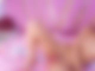 Live cam show with MiahRousse - Nipple Piercings on liverealitysex.com