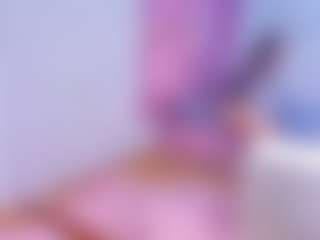 Live cam show with MiahRousse - Average on slutload