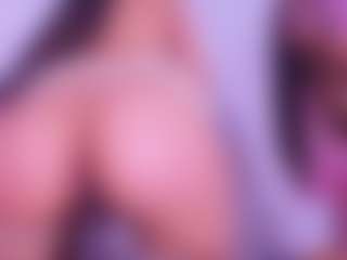 MiahRousse's Live Sex Cam Show