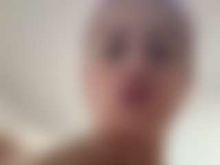 Live cam show with natigoozales - Body Massage on CamwithHer