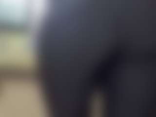 Эротическая трансляция с natigoozales — Mobile MILF на Camsoda