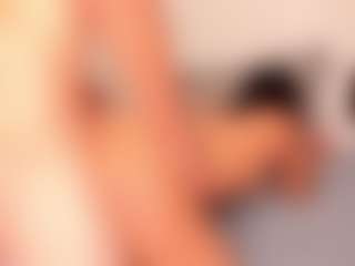 Naugthycouple7's Live Sex Cam Show