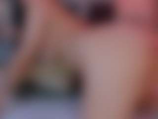 Live cam show with Sasha-Wolff - Flashing on Dare Cams