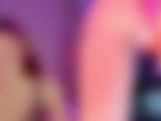 Live cam show with StacyHans - Nails on Porn Luv