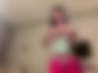 AmeliaEchevaria's Live Sex Cam Show