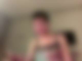 AmeliaEchevaria's Live Sex Cam Show