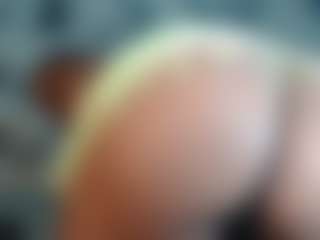AshleyT2555's Live Sex Cam Show
