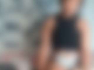 Live cam show with AshleyT2555 - Moaning on thefappeningchat.com