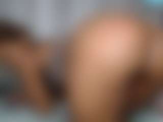 Live cam show with AshleyT2555 - Thin on Hubzter Live