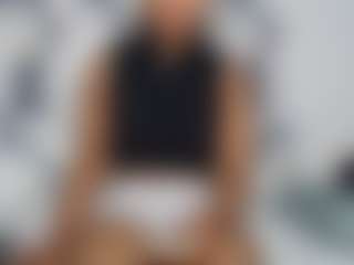 Live cam show with AshleyT2555 - Thin on MyBangCams