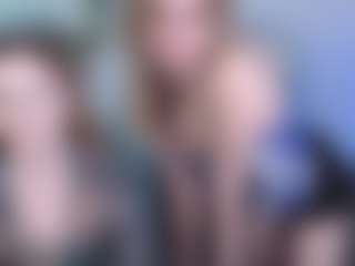 Show en direct avec caroline-rose - Tease sur Camsoda