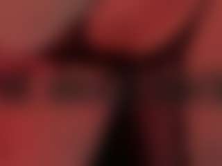Live cam show with caroline-rose - Green Eyes on Dolls Live