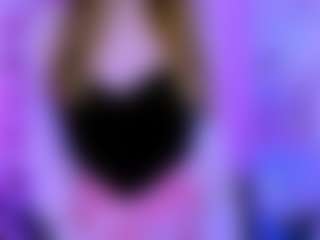 Live cam show with caroline-rose - Normal on livesuperchat.net