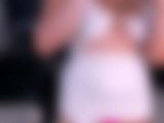 CharlotteCox1's Live Sex Cam Show