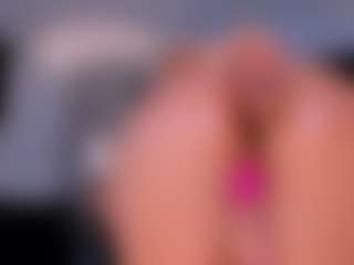 CharlotteCox1's Live Sex Cam Show