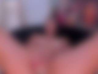 Live cam show with CharlotteCox1 - Thick on CSO-WL