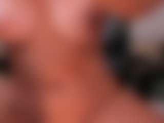 CharlotteCox1's Live Sex Cam Show