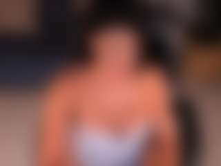 CharlotteCox1's Live Sex Cam Show