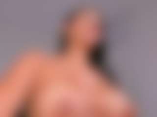 CharlotteCox1's Live Sex Cam Show