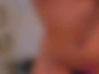 Live cam show with CharlotteCox1 - Ass Bouncing on Gym Cam Girls