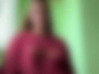 Live cam show with Julia - Big Tits on Gym Cam Girls