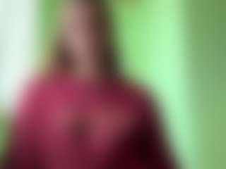 Julia's Live Sex Cam Show