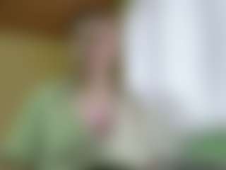 Julia's Live Sex Cam Show