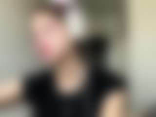 ElidaSchimke's Live Sex Cam Show