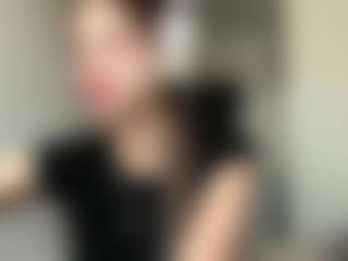 ElidaSchimke's Live Sex Cam Show