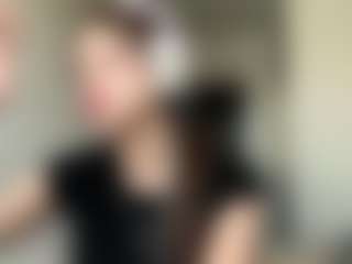 ElidaSchimke's Live Sex Cam Show