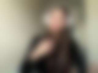 ElidaSchimke's Live Sex Cam Show
