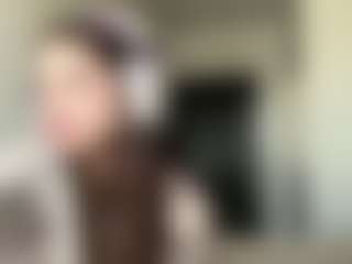 ElidaSchimke's Live Sex Cam Show