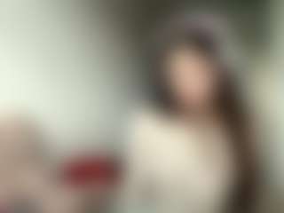 ElidaSchimke's Live Sex Cam Show