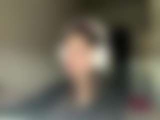 ElidaSchimke's Live Sex Cam Show