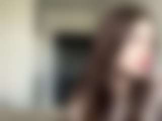 ElidaSchimke's Live Sex Cam Show