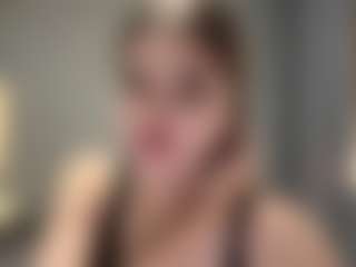 Spettacolo in cam dal vivo con ElidaSchimke - Glasses su Camsoda