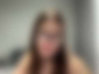Live cam show with ElidaSchimke - Joi on Latina Girls