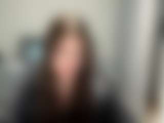 Live cam show with ElidaSchimke - Role Play on sexylive.show