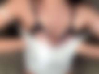 Live cam show with ElidaSchimke - Body Massage on CamSodaAdn
