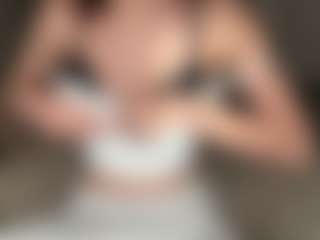 Live cam show with ElidaSchimke - Facial on milfzrlive.com