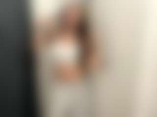 Live cam show with ElidaSchimke - Red Hair College on Fit Hotties