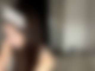 Live cam show with ElidaSchimke - Sex on SxyPornLive