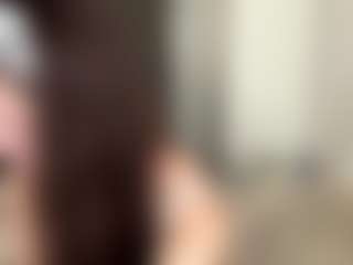 Live cam show with ElidaSchimke - Sex on TeamSkeetLive