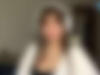 Live cam show with EloiseAhart - Hidden Cam on liverealitysex.com