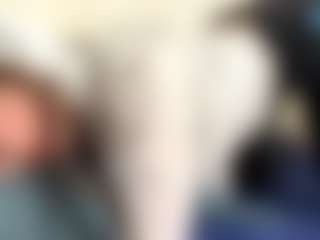 Live cam show with EloiseAhart - Oil on Dolls Live