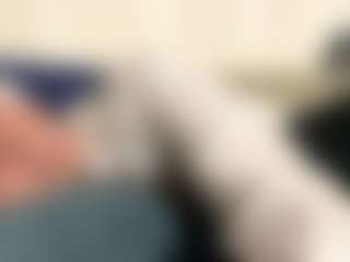 Live cam show with EloiseAhart - Oil on https://playwithruby.com