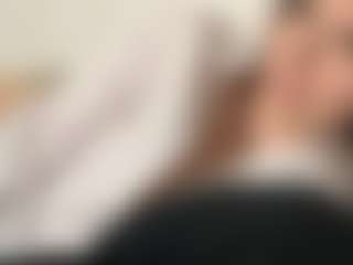 Live cam show with EloiseAhart - Play on Camsoda