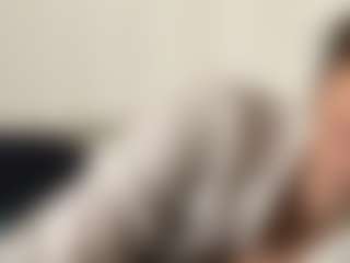Live cam show with EloiseAhart - Play on Camsoda
