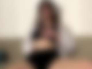 Live cam show with EloiseAhart - Green Eyes on Camsoda
